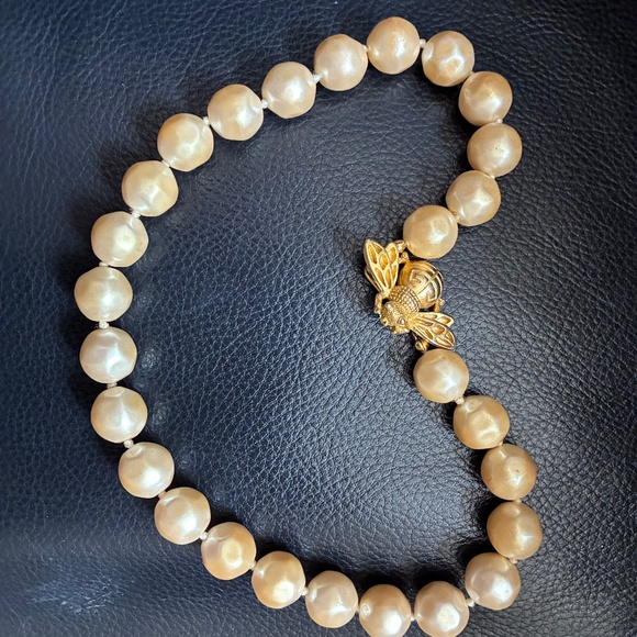 Vintage Givenchy Glass Pearl Necklace with Gold Bee Clasp - 1970s - Picture 1 of 9